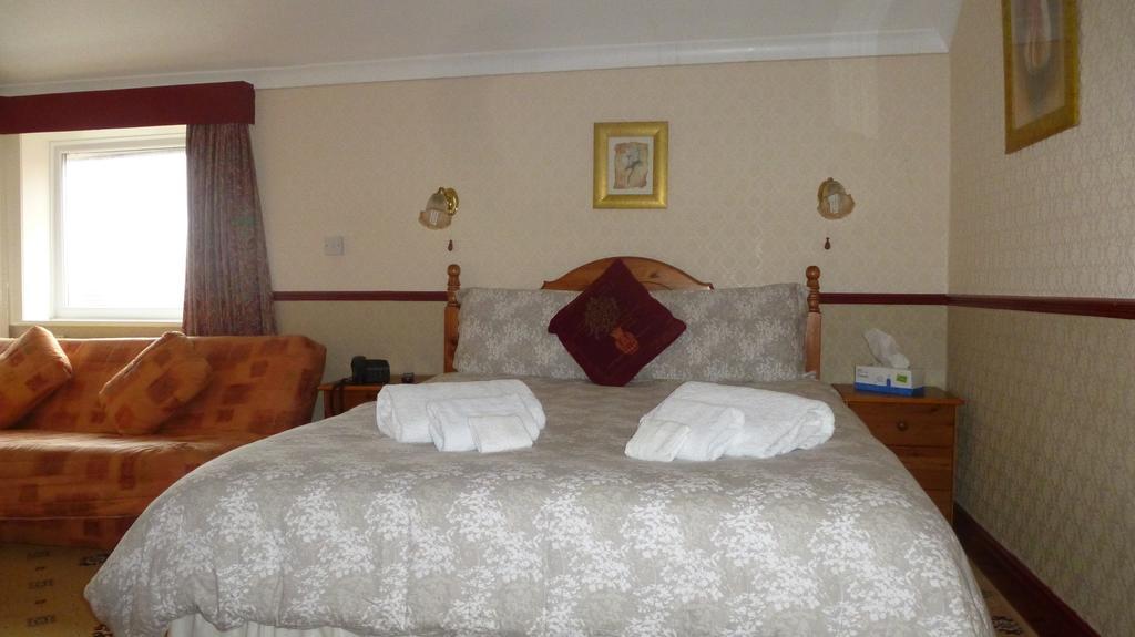Whitehall Guest House Colwyn Bay Eksteriør bilde