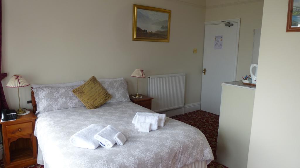 Whitehall Guest House Colwyn Bay Eksteriør bilde