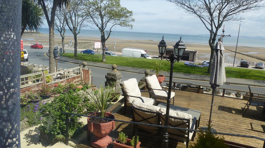 Whitehall Guest House Colwyn Bay Eksteriør bilde